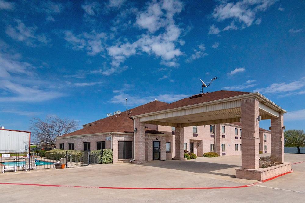 Red Roof Inn Fort Worth - Saginaw Buitenkant foto