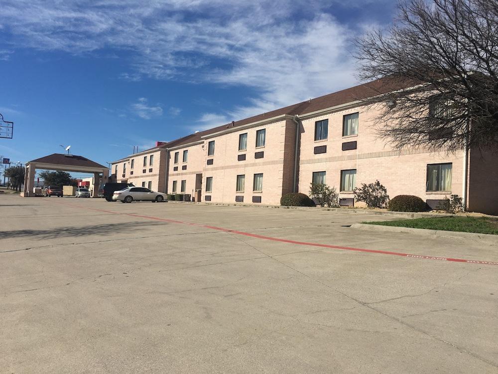 Red Roof Inn Fort Worth - Saginaw Buitenkant foto